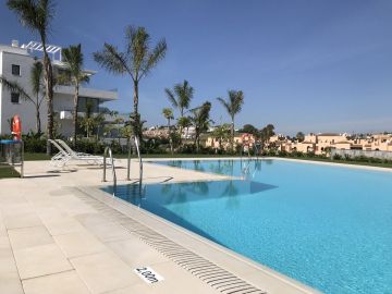https://cdn.resales-online.com/public/su2jrcdvgq/properties/128bff01658b11f086ca02a3ded47a2d/w1200/6-241328e1bcc9c0d8ce1222beb6c967a8.jpg?v=1753036859