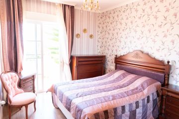 https://cdn.resales-online.com/public/ywcr9c0hju0agnj5/properties/7d96e1de670e11f086ca02a3ded47a2d/w1200/14-d70dc3102c00d7be0e872dfe1c1f86d7.jpg?v=1753201251
