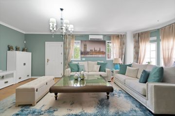 https://cdn.resales-online.com/public/tvp8hc2oq5/properties/cfa686dc67bb11f086ca02a3ded47a2d/w1200/13-5fd73dea700db77384c091ca9818b1a9.jpg?v=1753275636
