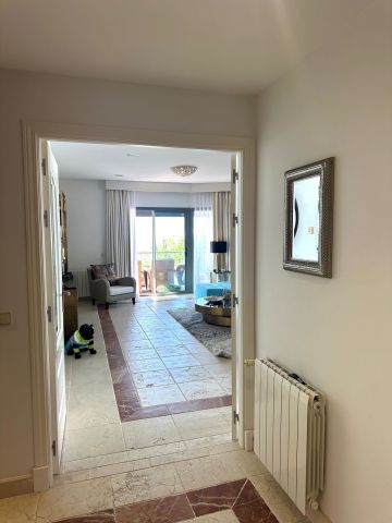 https://cdn.resales-online.com/public/p98edqpeua/properties/3bee9aba694d11f086ca02a3ded47a2d/w1200/2-5bd7b9d04b45e33852eaf0ec6670150d.jpg?v=1753447822