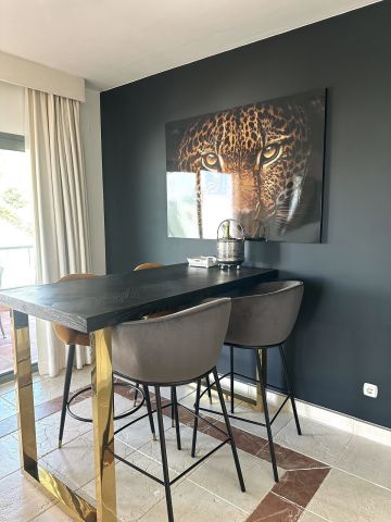 https://cdn.resales-online.com/public/p98edqpeua/properties/3bee9aba694d11f086ca02a3ded47a2d/w1200/22-bcf8e6250e0bab365f900a8ac31ac040.jpg?v=1753447822