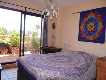 https://cdn.resales-online.com/public/qqh9r7fpcoehzrpl/properties/91a5c5a56bb511f086ca02a3ded47a2d/w1200/9-467d0cee5b725f3ef65f102a0c2e69c0.jpg?v=1753781691