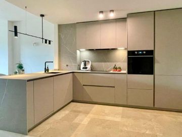 https://cdn.resales-online.com/public/b5pwwvyejo/properties/a93251ca6a4a11f086ca02a3ded47a2d/w1200/11-20939a0134ad724a8cb2a801094d15a4.jpg?v=1753701877