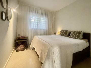 https://cdn.resales-online.com/public/b5pwwvyejo/properties/a93251ca6a4a11f086ca02a3ded47a2d/w1200/19-d0ed7da2012a09046d307c195d98e7d6.jpg?v=1753701877