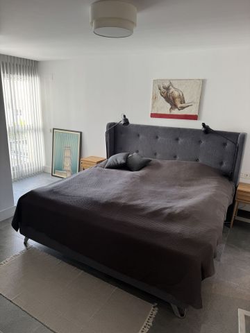 https://cdn.resales-online.com/public/ljzevzw57hvw4a7r/properties/c75a07d760c111f086ca02a3ded47a2d/w1200/21-2c707e7c511429b4f8ec4ee5f221ddb6.jpg?v=1752509177
