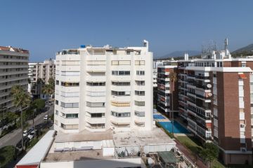 https://cdn.resales-online.com/public/86l1hb0hs4/properties/0990e91d6c7011f086ca02a3ded47a2d/w1200/12-53013098fcab6c38b1379cd33298e050.jpg?v=1753792489