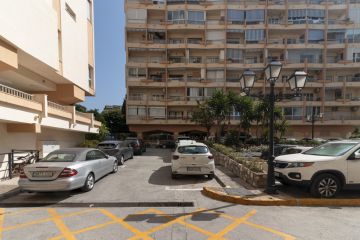 https://cdn.resales-online.com/public/86l1hb0hs4/properties/0990e91d6c7011f086ca02a3ded47a2d/w1200/16-ec67b526875bf0124b6ce4328a754439.jpg?v=1753792489