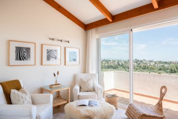 https://cdn.resales-online.com/public/ffy5dwawcp/properties/408893a66dcb11f086ca02a3ded47a2d/w1200/17-dd5fcd4f0eb487dfa3803f7e20814c0e.jpg?v=1753941617