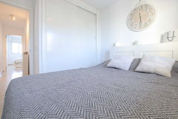 https://cdn.resales-online.com/public/feh838s22c/properties/44b78241711d11f086ca02a3ded47a2d/w1200/14-d70dc3102c00d7be0e872dfe1c1f86d7.jpg?v=1754307772