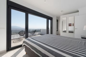 https://cdn.resales-online.com/public/426vqvgpoz/properties/fd78bd3e711611f086ca02a3ded47a2d/w1200/10-bb915d1cb19341576dcdc994b81ab9c5.jpg?v=1754307875