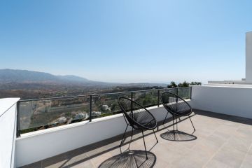 https://cdn.resales-online.com/public/426vqvgpoz/properties/fd78bd3e711611f086ca02a3ded47a2d/w1200/11-20939a0134ad724a8cb2a801094d15a4.jpg?v=1754307875