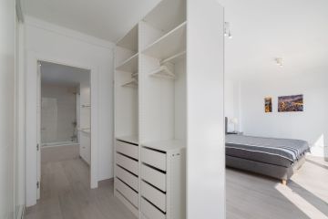 https://cdn.resales-online.com/public/426vqvgpoz/properties/fd78bd3e711611f086ca02a3ded47a2d/w1200/13-5fd73dea700db77384c091ca9818b1a9.jpg?v=1754307875