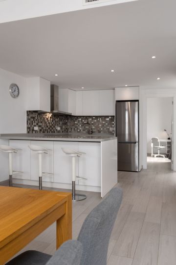 https://cdn.resales-online.com/public/426vqvgpoz/properties/fd78bd3e711611f086ca02a3ded47a2d/w1200/21-2c707e7c511429b4f8ec4ee5f221ddb6.jpg?v=1754307875