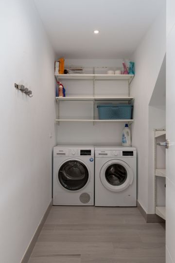 https://cdn.resales-online.com/public/426vqvgpoz/properties/fd78bd3e711611f086ca02a3ded47a2d/w1200/30-5e8634ec9576c9ad4825a6dec5b5d375.jpg?v=1754307875