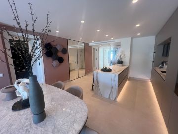 https://cdn.resales-online.com/public/w0n1xpbhihka6av5/properties/b7b72604734f11f086ca02a3ded47a2d/w1200/3-e898b2bb2a2fdfd06d2c39894dce8316.jpg?v=1754548266