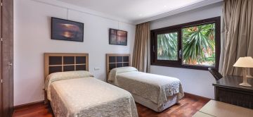 https://cdn.resales-online.com/public/w0n1xpbhihka6av5/properties/abc49fca734f11f086ca02a3ded47a2d/w1200/25-45e7a00e8ada30030040e20a35fbccfd.jpg?v=1754548246