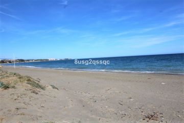 https://cdn.resales-online.com/public/8usg2qssqc/properties/6be5870e751711f086ca02a3ded47a2d/w1200/26-c684a62c9f160a1f90904dd925da0645.jpg?v=1754758955