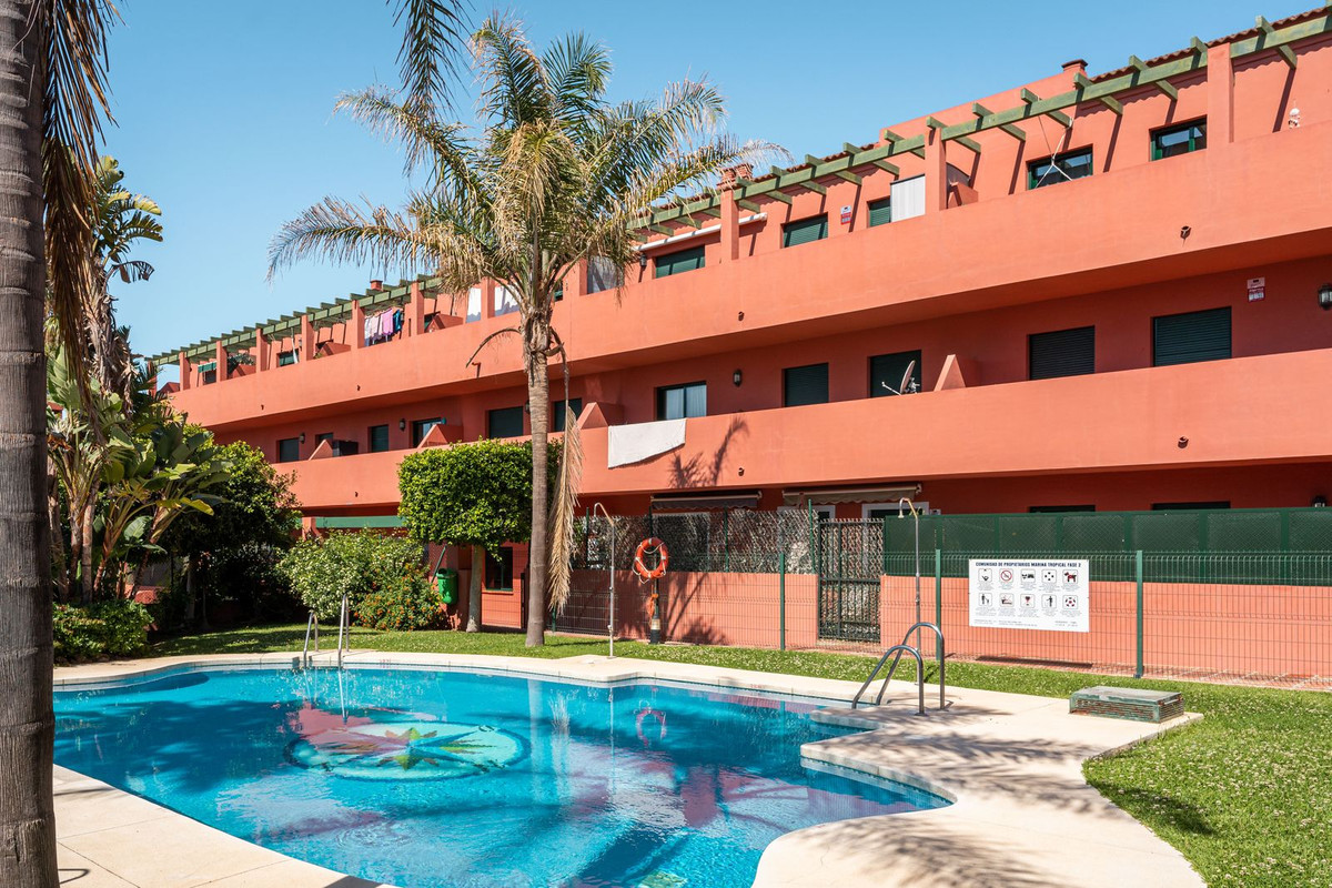 https://cdn.resales-online.com/public/q8sjeevech/properties/180c0d26746211f086ca02a3ded47a2d/w1200/1-7980e48d732b6fc85c14b43b94d2aa54.jpg?v=1754666549