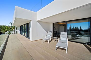 https://cdn.resales-online.com/public/su2jrcdvgq/properties/3fb0bf2b73b211f086ca02a3ded47a2d/w1200/12-53013098fcab6c38b1379cd33298e050.jpg?v=1754590585