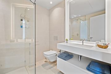 https://cdn.resales-online.com/public/su2jrcdvgq/properties/3fb0bf2b73b211f086ca02a3ded47a2d/w1200/17-dd5fcd4f0eb487dfa3803f7e20814c0e.jpg?v=1754590585