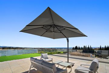 https://cdn.resales-online.com/public/su2jrcdvgq/properties/3fb0bf2b73b211f086ca02a3ded47a2d/w1200/26-c684a62c9f160a1f90904dd925da0645.jpg?v=1754590585