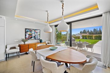 https://cdn.resales-online.com/public/su2jrcdvgq/properties/3fb0bf2b73b211f086ca02a3ded47a2d/w1200/35-53608d01401493ba18e3704836160563.jpg?v=1754590585