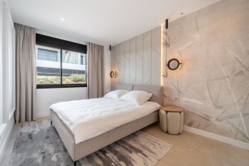 https://cdn.resales-online.com/public/7x5kh23p48/properties/88ae4b69776411f086ca02a3ded47a2d/w1200/23-79897b85162c6a486c7a4d1eb46924dd.jpg?v=1754997949
