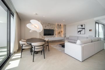 https://cdn.resales-online.com/public/7x5kh23p48/properties/88ae4b69776411f086ca02a3ded47a2d/w1200/32-e7f90ea5feef5e01d64d74d6b6d8a834.jpg?v=1754997949