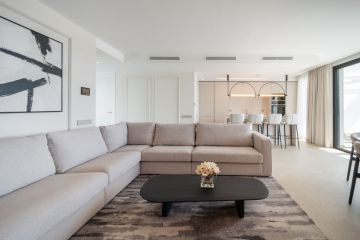 https://cdn.resales-online.com/public/7x5kh23p48/properties/88ae4b69776411f086ca02a3ded47a2d/w1200/33-f37a7fab00fce6ff6b895520b67d6d6d.jpg?v=1754997949