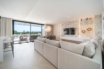 https://cdn.resales-online.com/public/7x5kh23p48/properties/88ae4b69776411f086ca02a3ded47a2d/w1200/36-be7efbbd8b294061d3f27cb7c37865bb.jpg?v=1754997949