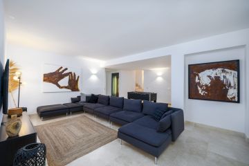 https://cdn.resales-online.com/public/b3evhsn1uj/properties/37321c30799711f086ca02a3ded47a2d/w1200/47-b3a03718b4ecea17fd5585e425dce0e2.jpg?v=1755238681