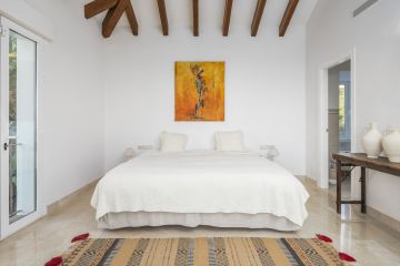 https://cdn.resales-online.com/public/b3evhsn1uj/properties/37321c30799711f086ca02a3ded47a2d/w1200/57-55cd4b06d752ba6702add315b86f7c65.jpg?v=1755238681