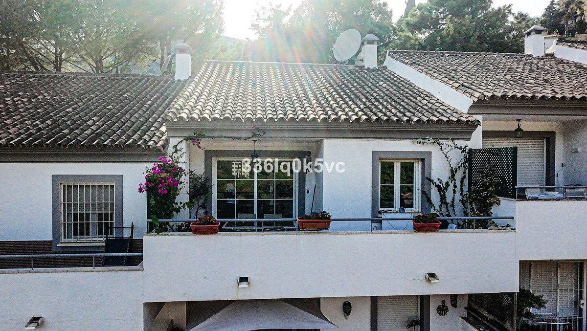 https://cdn.resales-online.com/public/336lq0k5vc/properties/6dd98a147d0211f086ca02a3ded47a2d/w1200/1-7980e48d732b6fc85c14b43b94d2aa54.jpg?v=1755615721