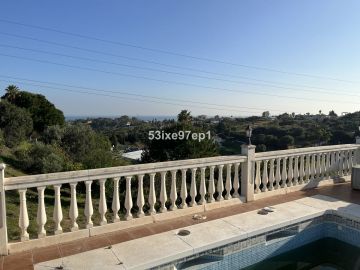 https://cdn.resales-online.com/public/53ixe97ep1/properties/7a3e122a7cd811f086ca02a3ded47a2d/w1200/1-7980e48d732b6fc85c14b43b94d2aa54.jpg?v=1755596565