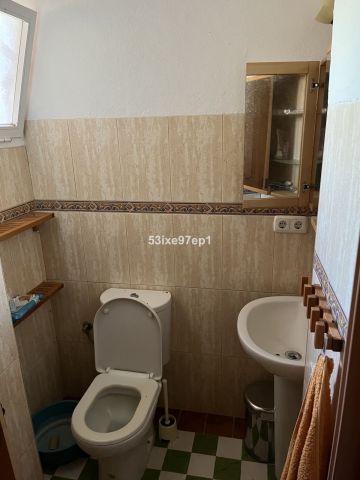 https://cdn.resales-online.com/public/53ixe97ep1/properties/7a3e122a7cd811f086ca02a3ded47a2d/w1200/7-aa4cc561180b369757c0bb4af9886cd3.jpg?v=1755596565