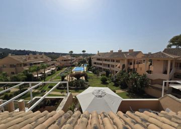 https://cdn.resales-online.com/public/66nt3mzl2e/properties/571f8e747b9c11f086ca02a3ded47a2d/w1200/41-0bdc8f07789df4609410591d8ac779d9.jpg?v=1755461395
