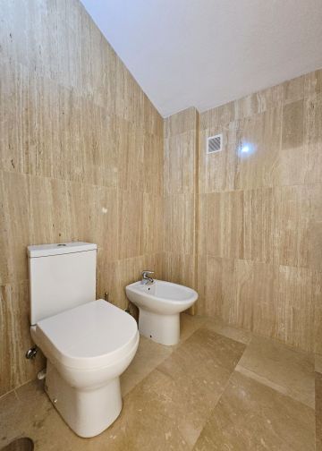 https://cdn.resales-online.com/public/66nt3mzl2e/properties/571f8e747b9c11f086ca02a3ded47a2d/w1200/53-3072a33e2bffe507cb146ce711615059.jpg?v=1755461395