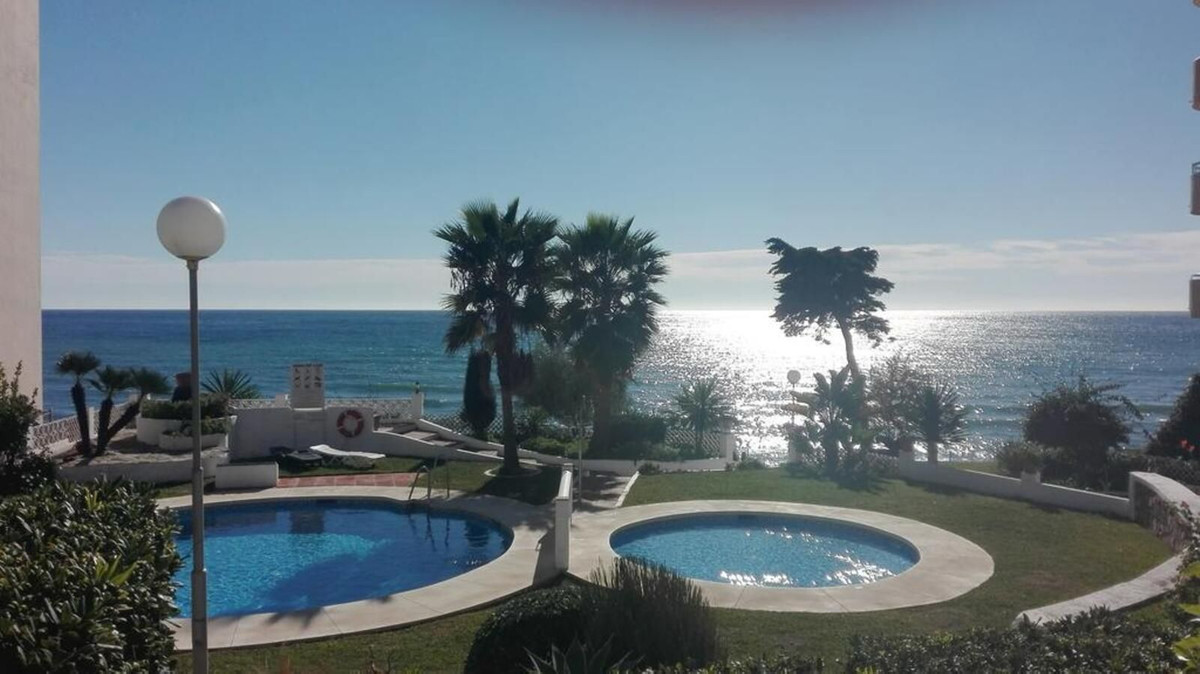 https://cdn.resales-online.com/public/suc53yb0o5/properties/e03a6a1479b811f086ca02a3ded47a2d/w1200/1-7980e48d732b6fc85c14b43b94d2aa54.jpg?v=1755599350