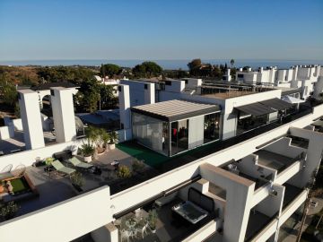 https://cdn.resales-online.com/public/e8tzzy3imr/properties/cab7d0876a0f11f086ca02a3ded47a2d/w1200/3-e898b2bb2a2fdfd06d2c39894dce8316.jpg?v=1753531617