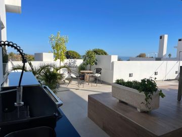 https://cdn.resales-online.com/public/e8tzzy3imr/properties/cab7d0876a0f11f086ca02a3ded47a2d/w1200/8-e64a9055bba3e77ac8aca3b893cdf826.jpg?v=1753531617