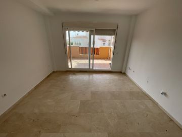 https://cdn.resales-online.com/public/1op5nr1ymv/properties/4e8ae4377d9a11f086ca02a3ded47a2d/w1200/9-467d0cee5b725f3ef65f102a0c2e69c0.jpg?v=1755679973