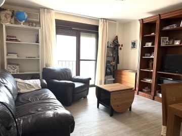 https://cdn.resales-online.com/public/lfdk02ac23/properties/aa1f8577826811f086ca02a3ded47a2d/w1200/6-241328e1bcc9c0d8ce1222beb6c967a8.jpg?v=1756208460