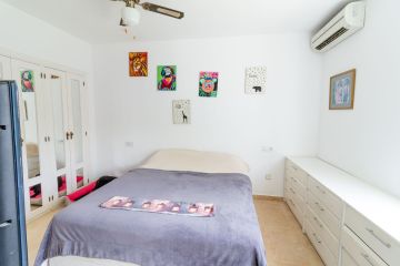 https://cdn.resales-online.com/public/vs9n5zw5gq/properties/159a21c781a911f086ca02a3ded47a2d/w1200/9-467d0cee5b725f3ef65f102a0c2e69c0.jpg?v=1756288104