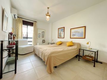 https://cdn.resales-online.com/public/ti8i3ng8rd/properties/849f08eb819f11f086ca02a3ded47a2d/w1200/26-c684a62c9f160a1f90904dd925da0645.jpg?v=1756315370