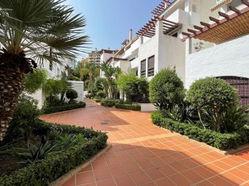 https://cdn.resales-online.com/public/ti8i3ng8rd/properties/849f08eb819f11f086ca02a3ded47a2d/w1200/34-2e8657844e540eba0189d71f472ffca9.jpg?v=1756315370