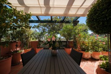 https://cdn.resales-online.com/public/sb5m6pabs6/properties/dca3b5b084ad11f086ca02a3ded47a2d/w1200/24-613bbc26f32d7013d348ef202dd30a43.jpg?v=1756471174