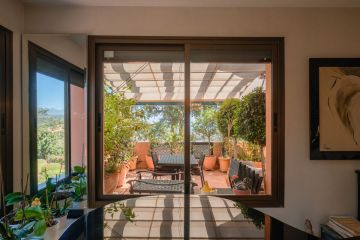 https://cdn.resales-online.com/public/sb5m6pabs6/properties/dca3b5b084ad11f086ca02a3ded47a2d/w1200/8-e64a9055bba3e77ac8aca3b893cdf826.jpg?v=1756471174