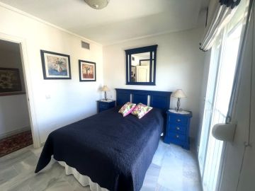 https://cdn.resales-online.com/public/l5qiehb852/properties/ec56b9c983fe11f086ca02a3ded47a2d/w1200/16-ec67b526875bf0124b6ce4328a754439.jpg?v=1756554921