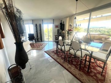 https://cdn.resales-online.com/public/l5qiehb852/properties/ec56b9c983fe11f086ca02a3ded47a2d/w1200/2-5bd7b9d04b45e33852eaf0ec6670150d.jpg?v=1756554921