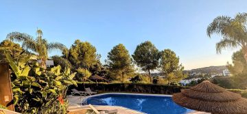 https://cdn.resales-online.com/public/vj79r8sgv9/properties/b628c37a88ae11f086ca02a3ded47a2d/w1200/16-ec67b526875bf0124b6ce4328a754439.jpg?v=1756899553